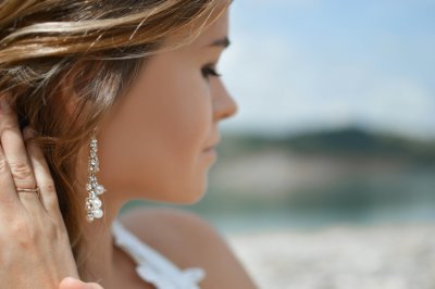De kunst van het mixen en matchen van sieraden met je outfits voor een perfecte look